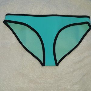 Santa Rosa Triangl Bikini Bottom